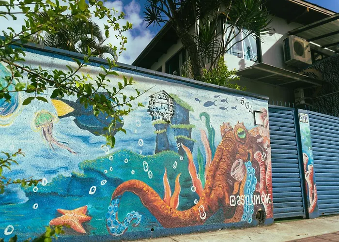 Oceanic Hostel