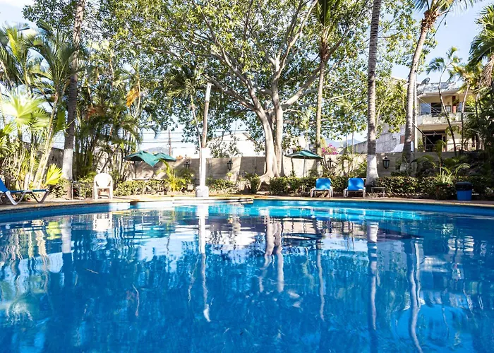 Hotel with pool: Soy Local Puerto Vallarta