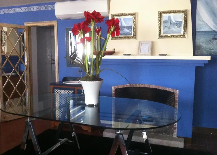 Boutique Davallada- Adults Only