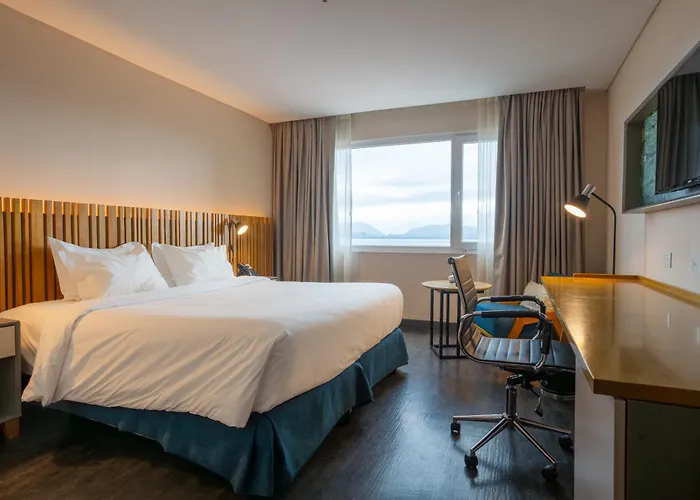 Hampton By Hilton