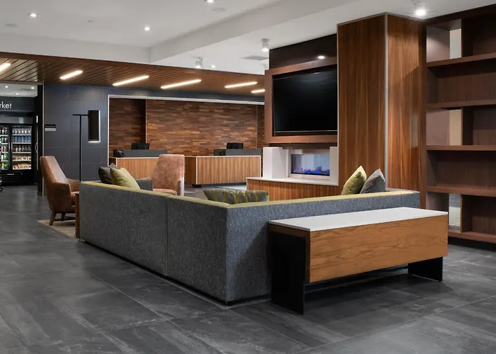 Courtyard By Marriott Edina Bloomington