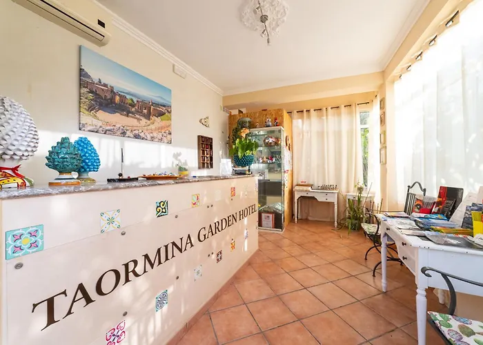 Taormina Garden