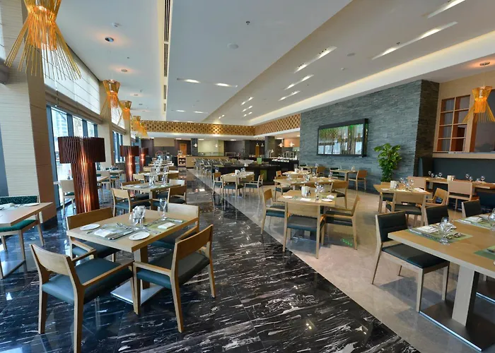 Design hotel Ramee Grand And Spa