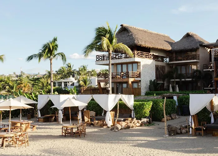 Luxury hotel only: Casa Joseph Zicatela - Adults Only