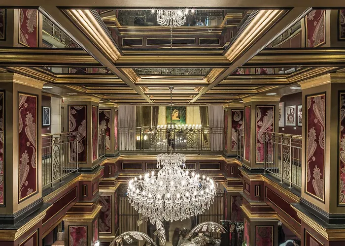 Windsor Arms