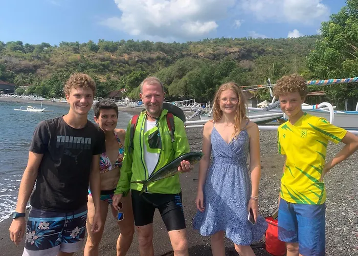 Resort: Diver'S Cafe Amed