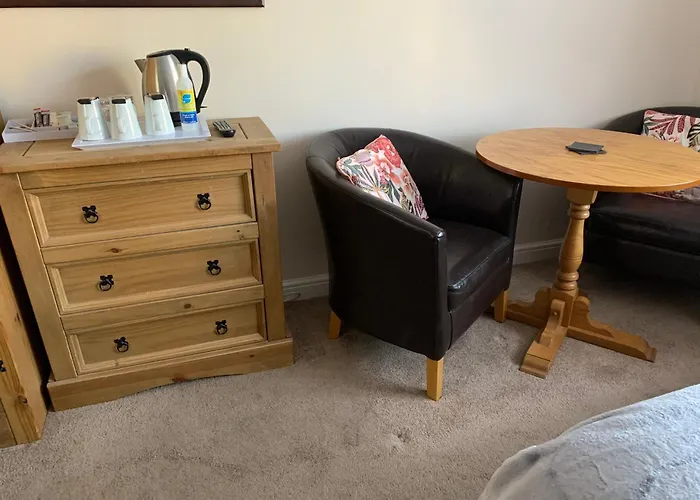 Cheap hotel: Philmar Guest House