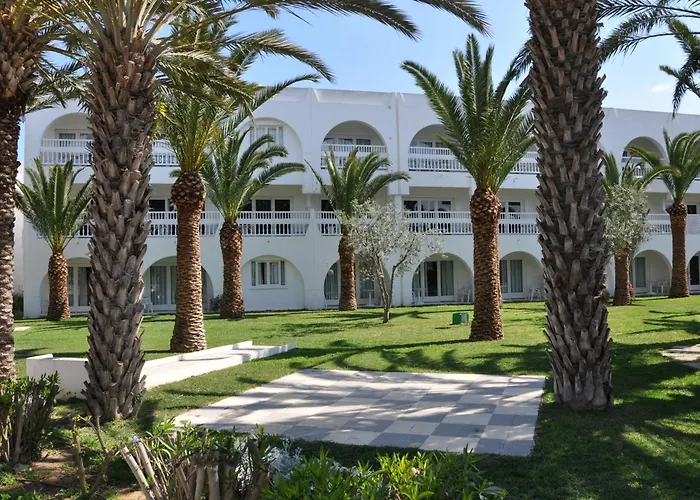Hôtel de luxe: Kanta Resort And Spa