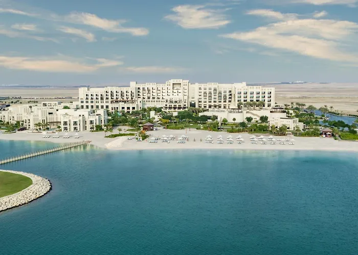 Waterpark hotels Jumeirah Gulf Of Bahrain