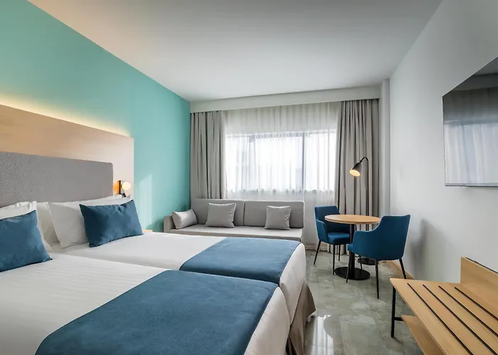 Hotel familiar: Occidental Murcia Agalia