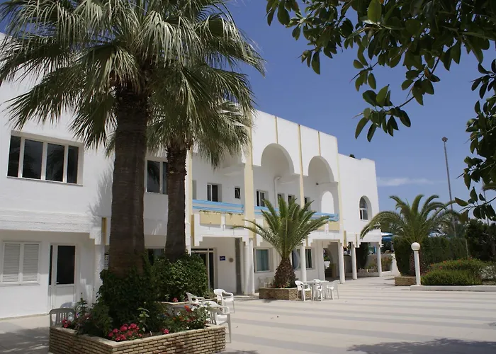 El Mouradi Club Selima