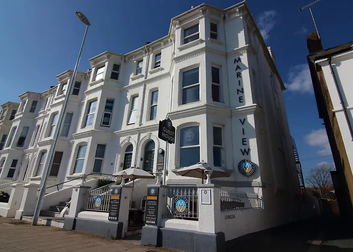 Cheap hotel: Marine View Guest House