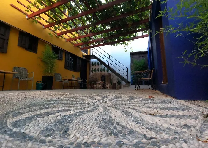 Herberg: Rhodes Youth Hostel (Adults Only)