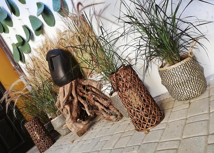 Herberg: Rhodes Youth Hostel (Adults Only)