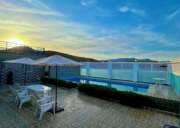  Villa Nador