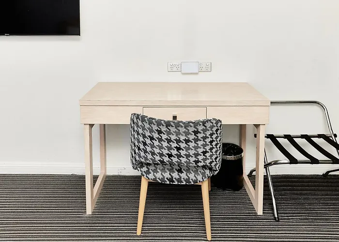 Resort: Central Studio Hotel Sydney