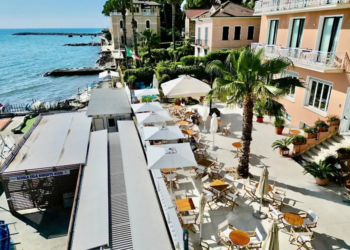 Hotel 3 stelle: Hotel Golfo E Palme