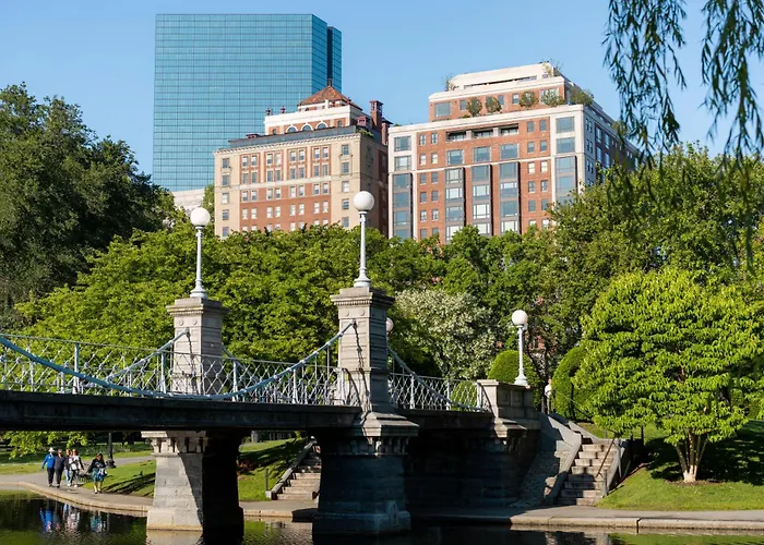 Luxe hotel: The Newbury Boston