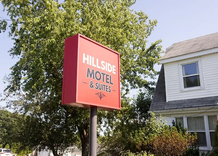 Cheap hotel: Hillside Motel