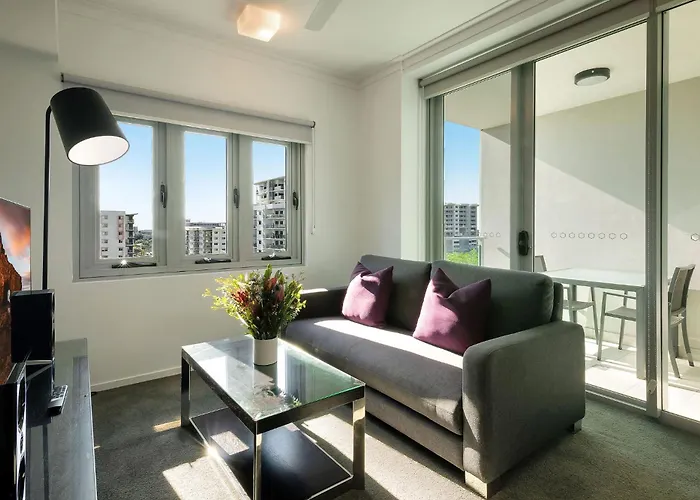 5 star hotels H On Mitchell Apartment
