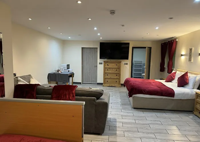 Pet Friendly hotel: Barmouth Beach Club