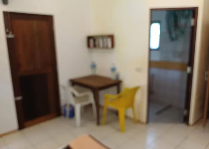 Family Hotel: Lake View Bungalows