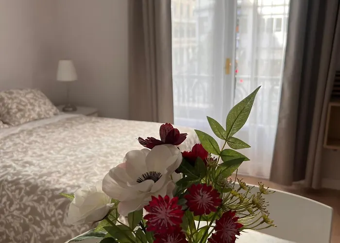 All Vacation Rentals Room Gran Via s