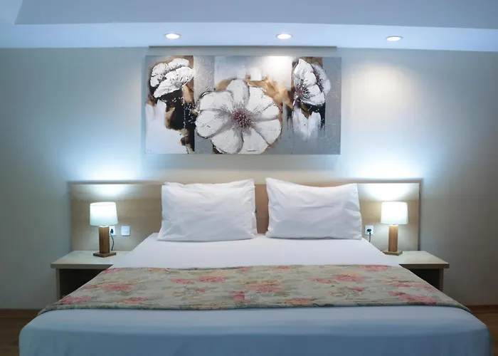 Hotel Golden Park Curitiba By Nacional Inn