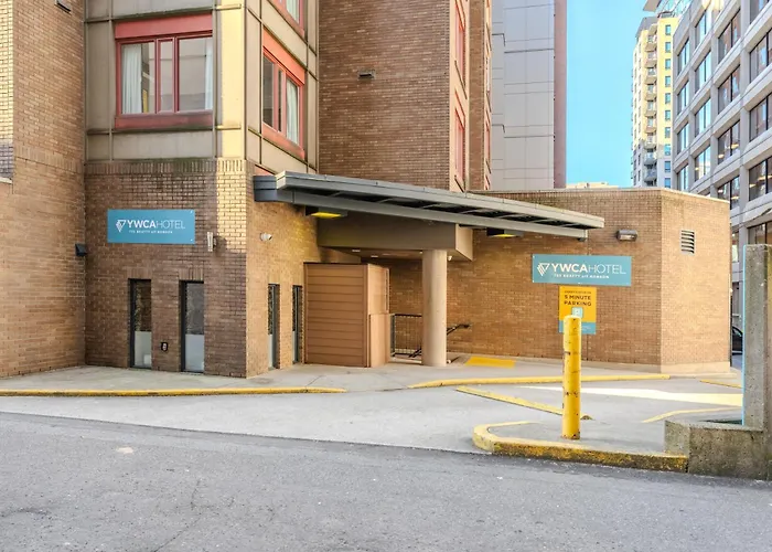 Motel: Hotel Willo - Previously Known Ywca Hotel