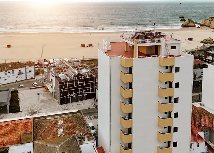 3 sterren hotel: Hotel Avenida Praia