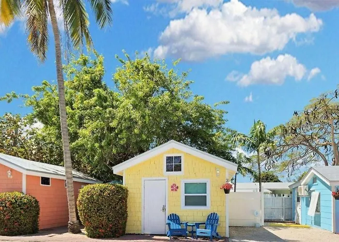 Vacation home: Tropical Cottages