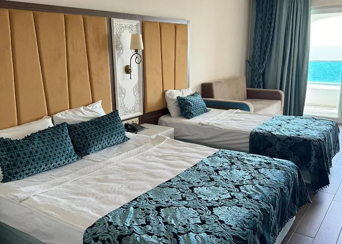 Luchthavenhotel: Simurg Halal Luxury Otel