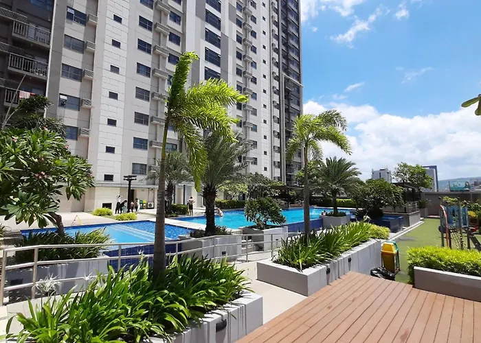 Family Hotel: Horizons 101