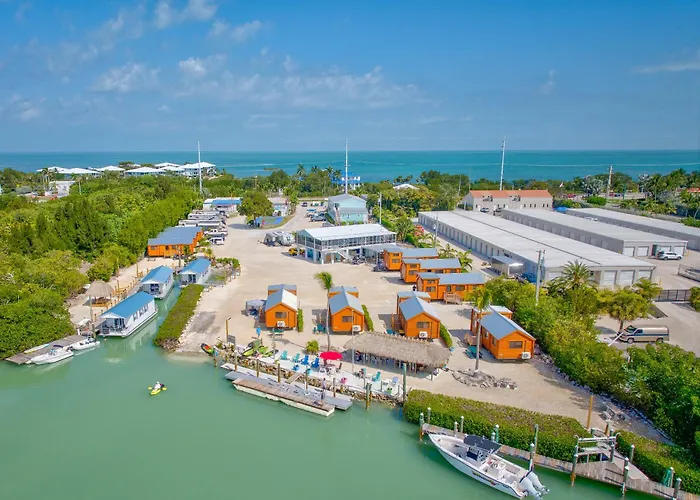 Resort: Cabins At Bonefish Bay