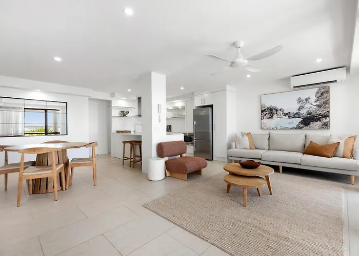 Hotel with Tennis: Noosa Pacific Resort