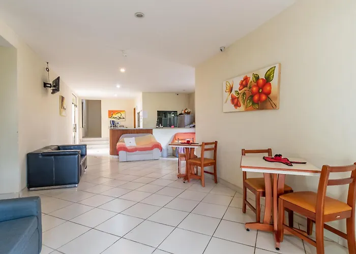 Oyo Residencial Muriqui Apart , Mangaratiba
