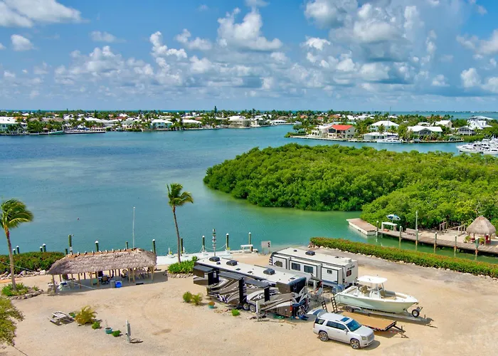 Resort: Cabins At Bonefish Bay