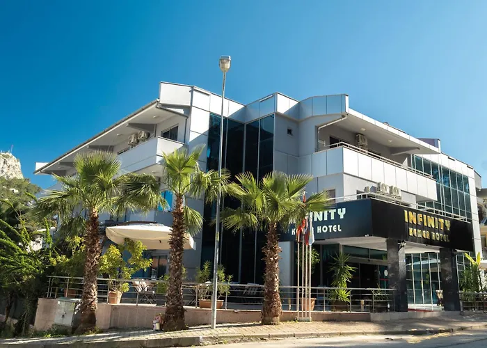 Hôtel central: Infinity Hotel