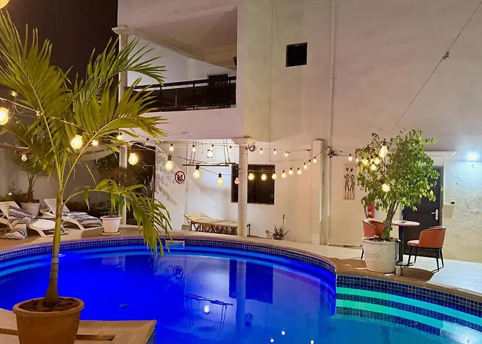 Hotel con piscina: Villa Jade