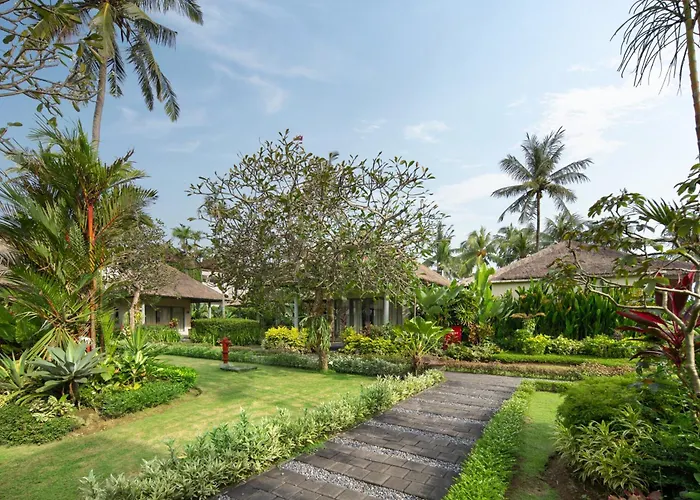 Nirwana Beach &