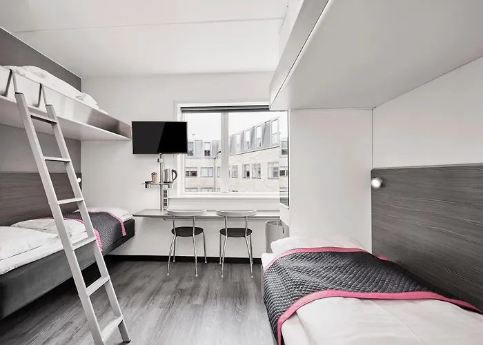 Pet Friendly hotel: Cabinn City