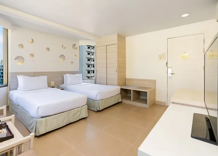 Sunshine Hotel & Residences