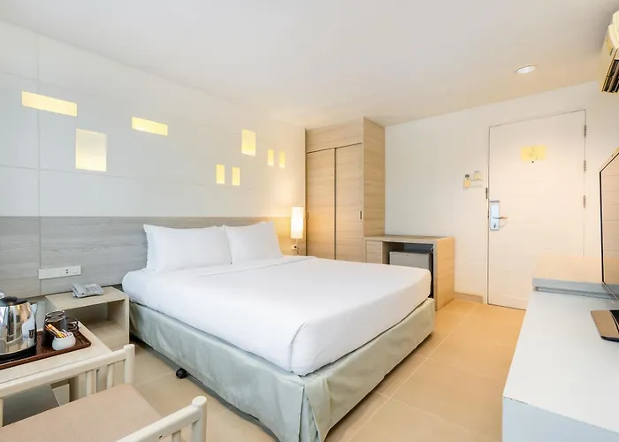 Sunshine Hotel & Residences