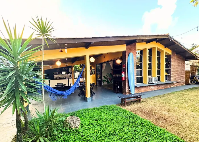 Tombo Beach Home Stay