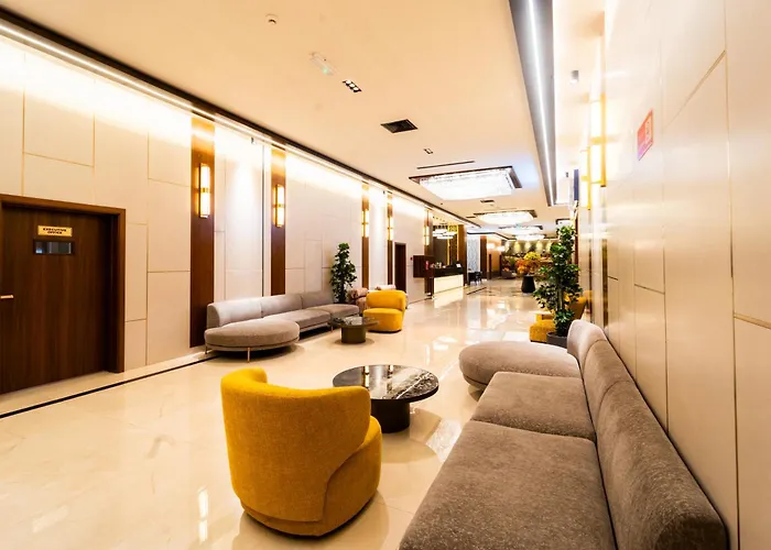 Family Hotel: Grand Astoria Hotel