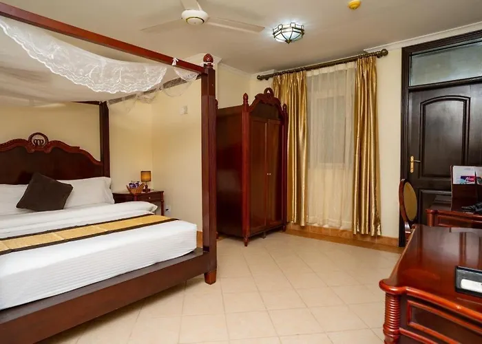 Island Paradise Inn