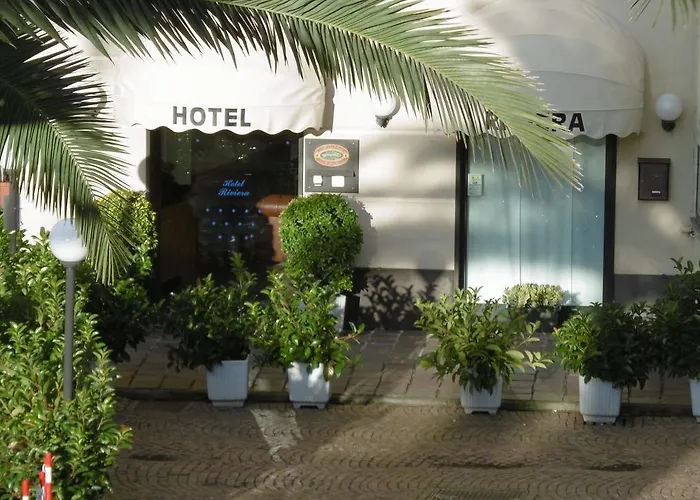  Riviera