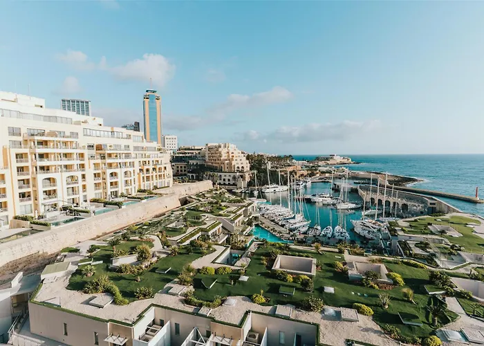 Golf hotel: Cavalieri Hotel Malta, A Member Of Radisson Individuals