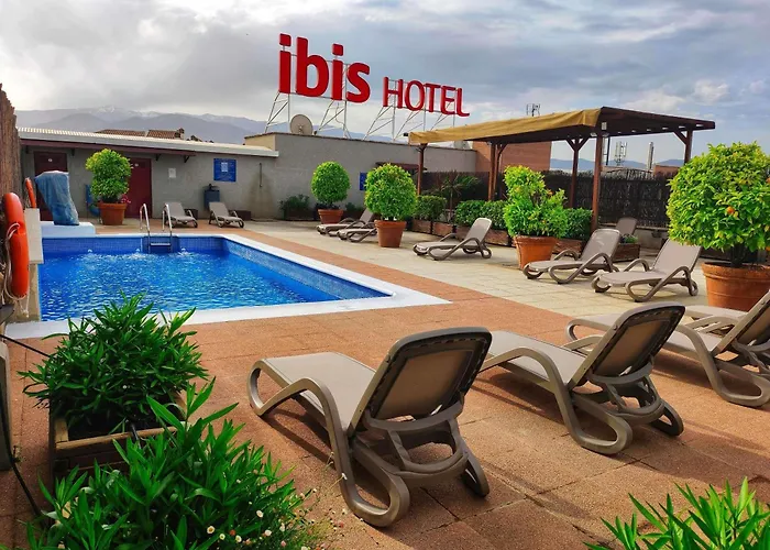 Hotel com piscina: Ibis Granada