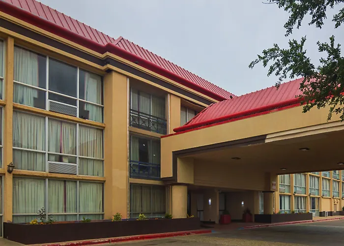 Romantic hotel: Red Roof Inn Lubbock
